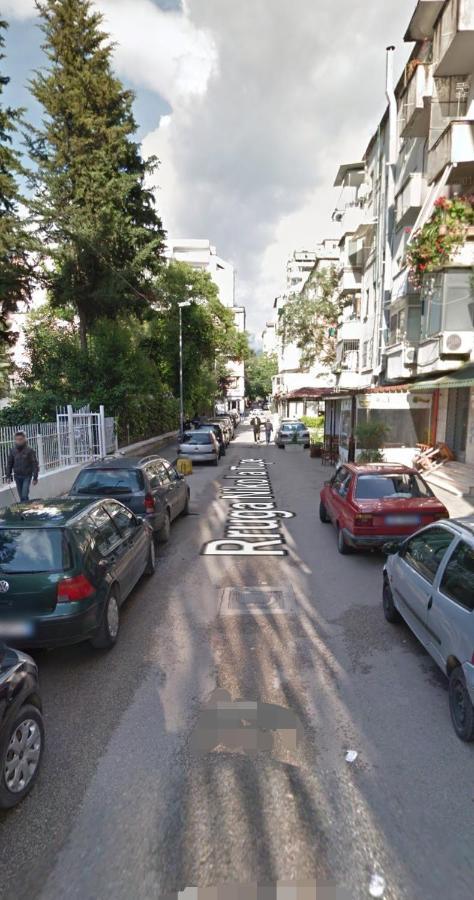 Blloku Tirana Lägenhet Exteriör bild